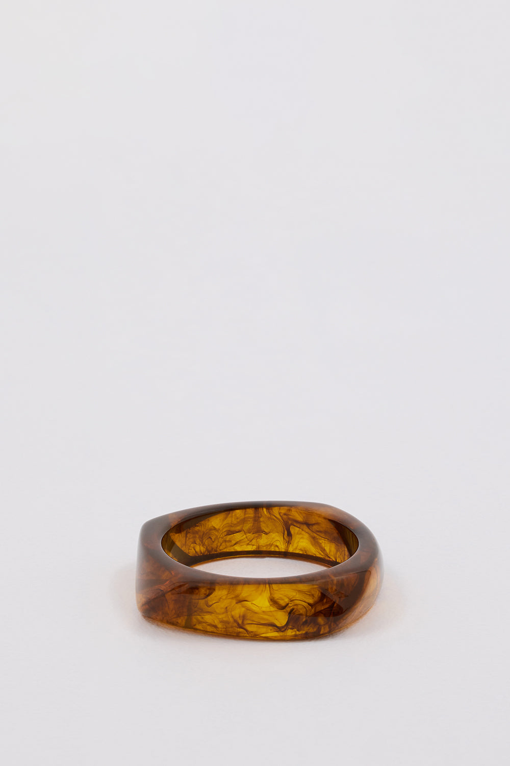 Noah The Label Brown Resin Bangle – Lightweight & Versatile