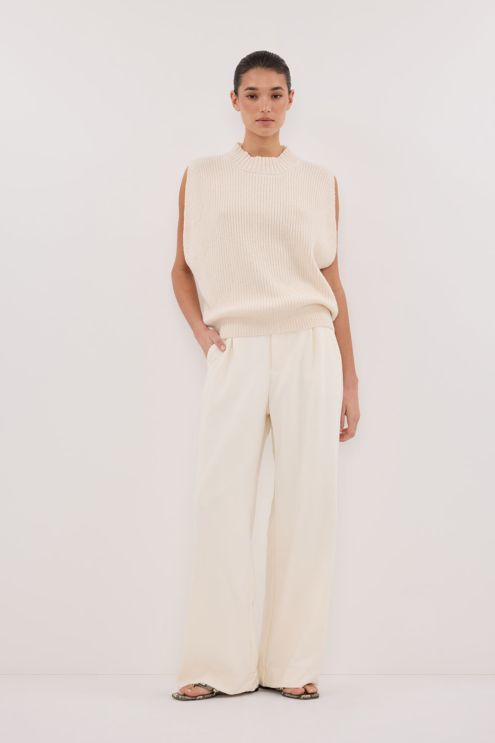 ARO Cream Sleeveless Knit Top - Relaxed Boxy Silhouette