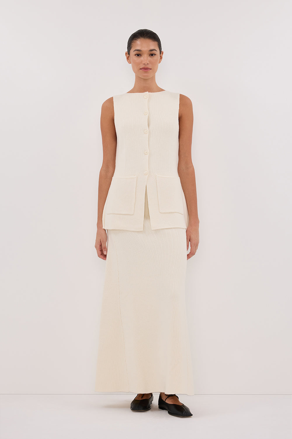 Longline Knit Vest Top with Front Pockets – AVA Cream