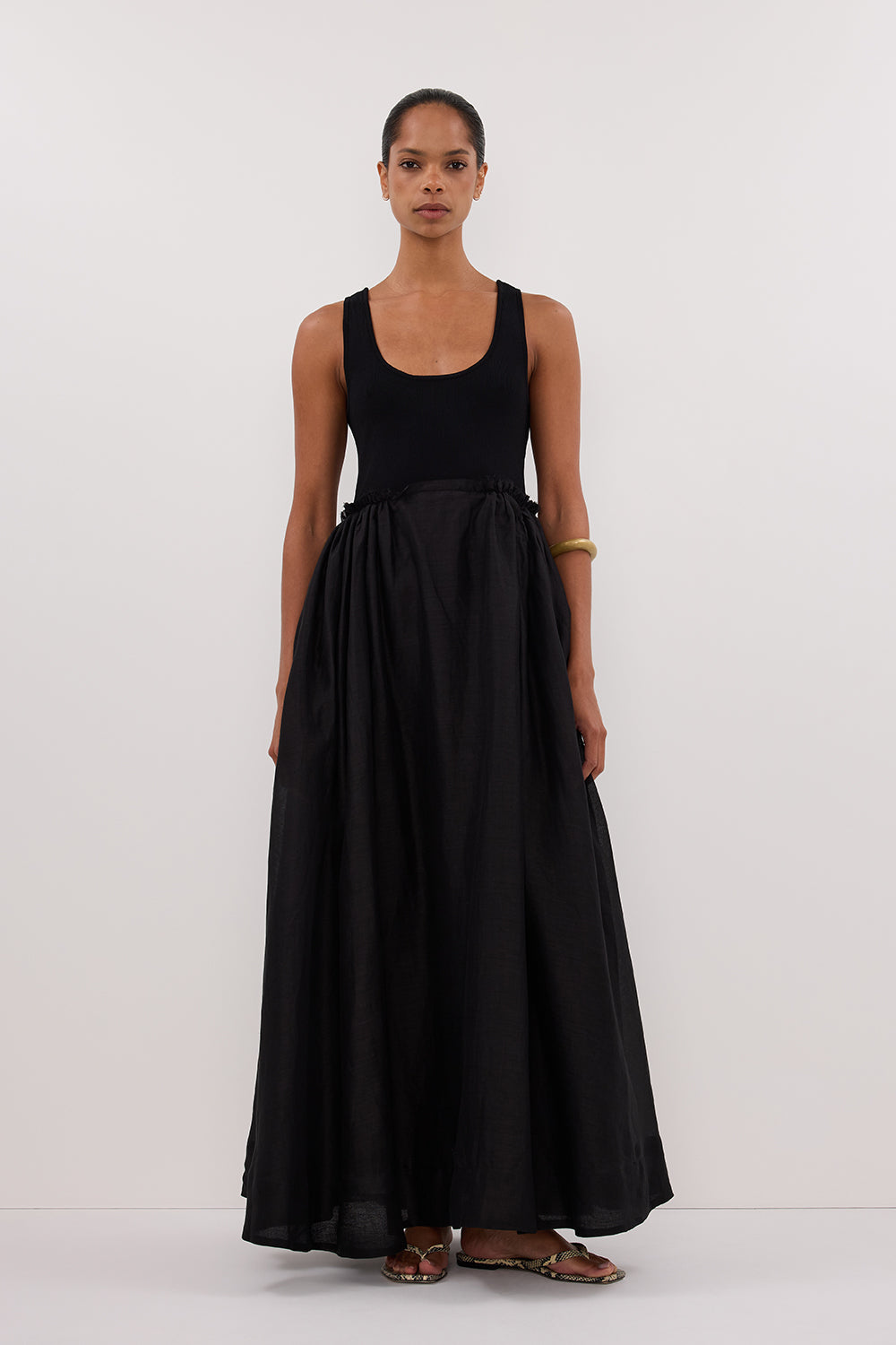 Black Sleeveless Knit Midi Dress with Pockets – April Hybrid