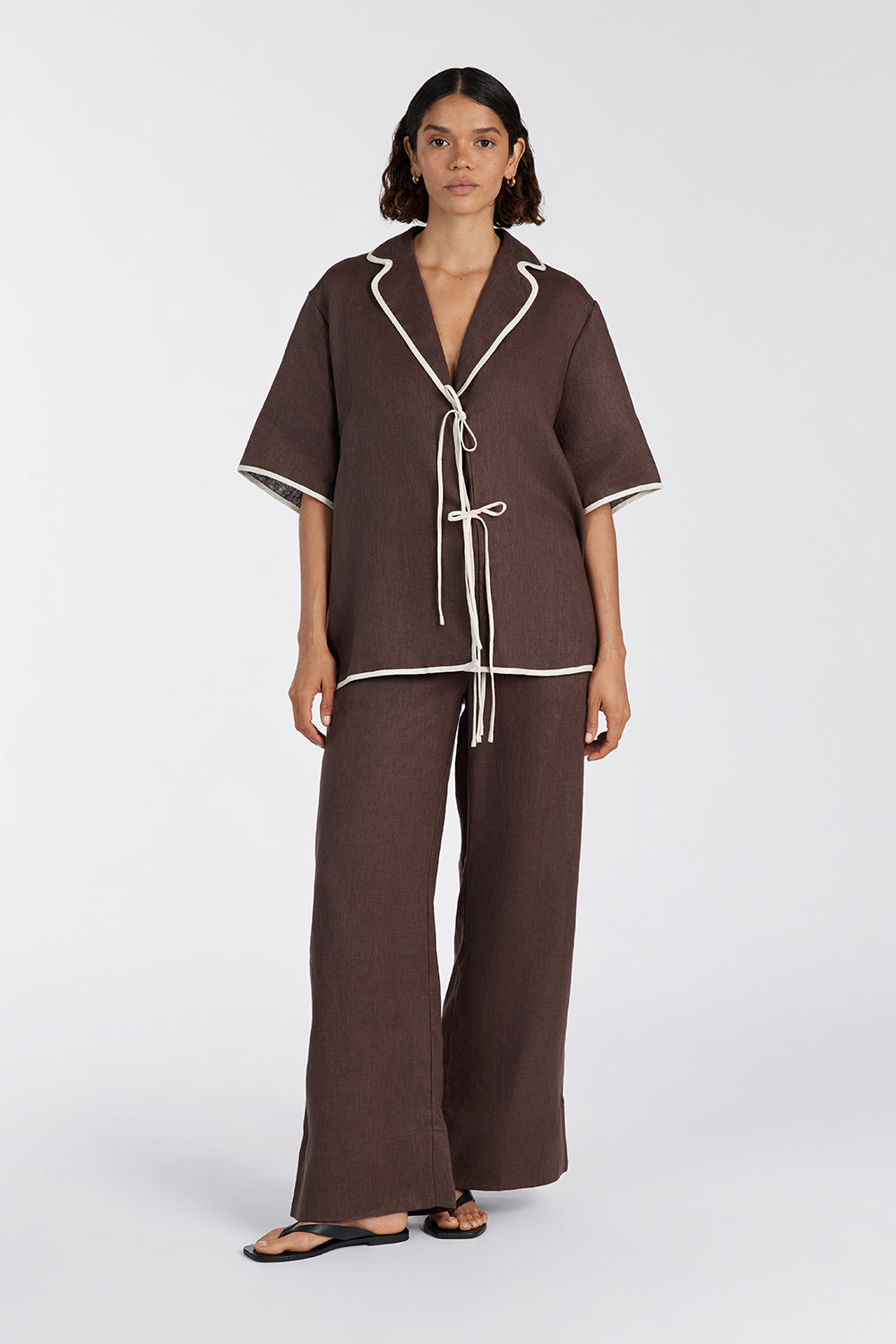 Von Choc Linen Shirt - Oversized Relaxed Fit V Neck Short Sleeve