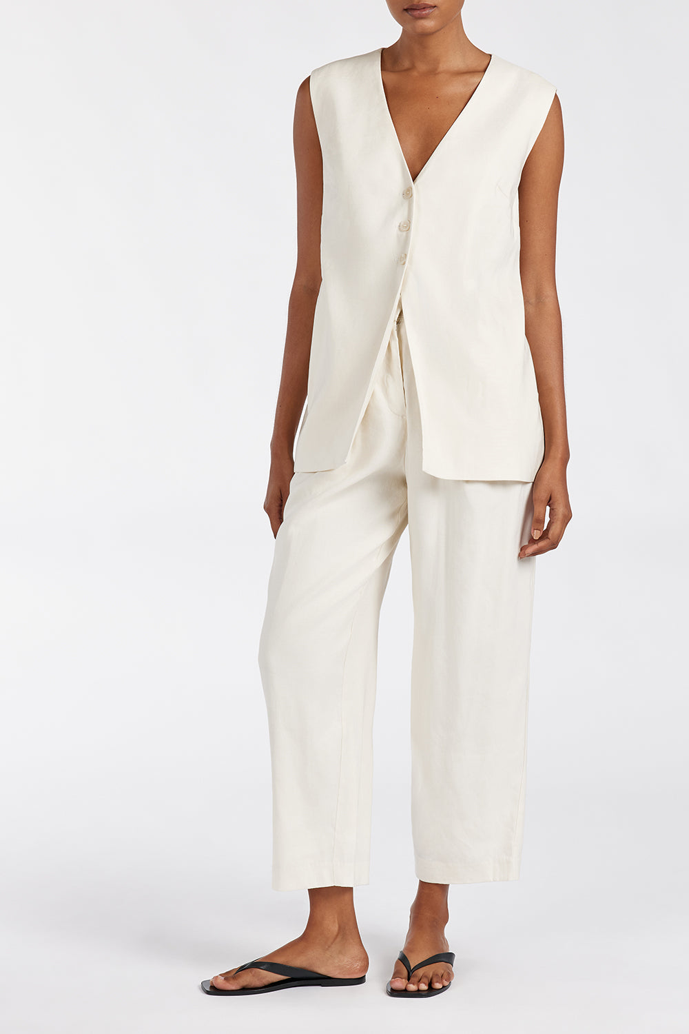 BRAX Cream High Rise Linen Tapered Pants