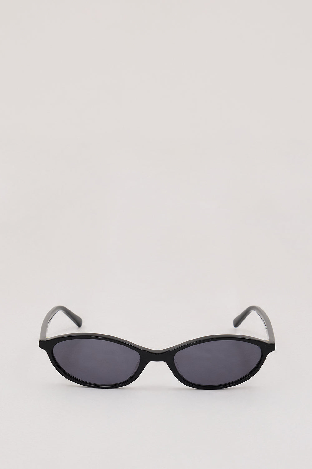 Shevoke Zulu Black Oval Sunglasses with UV Protection