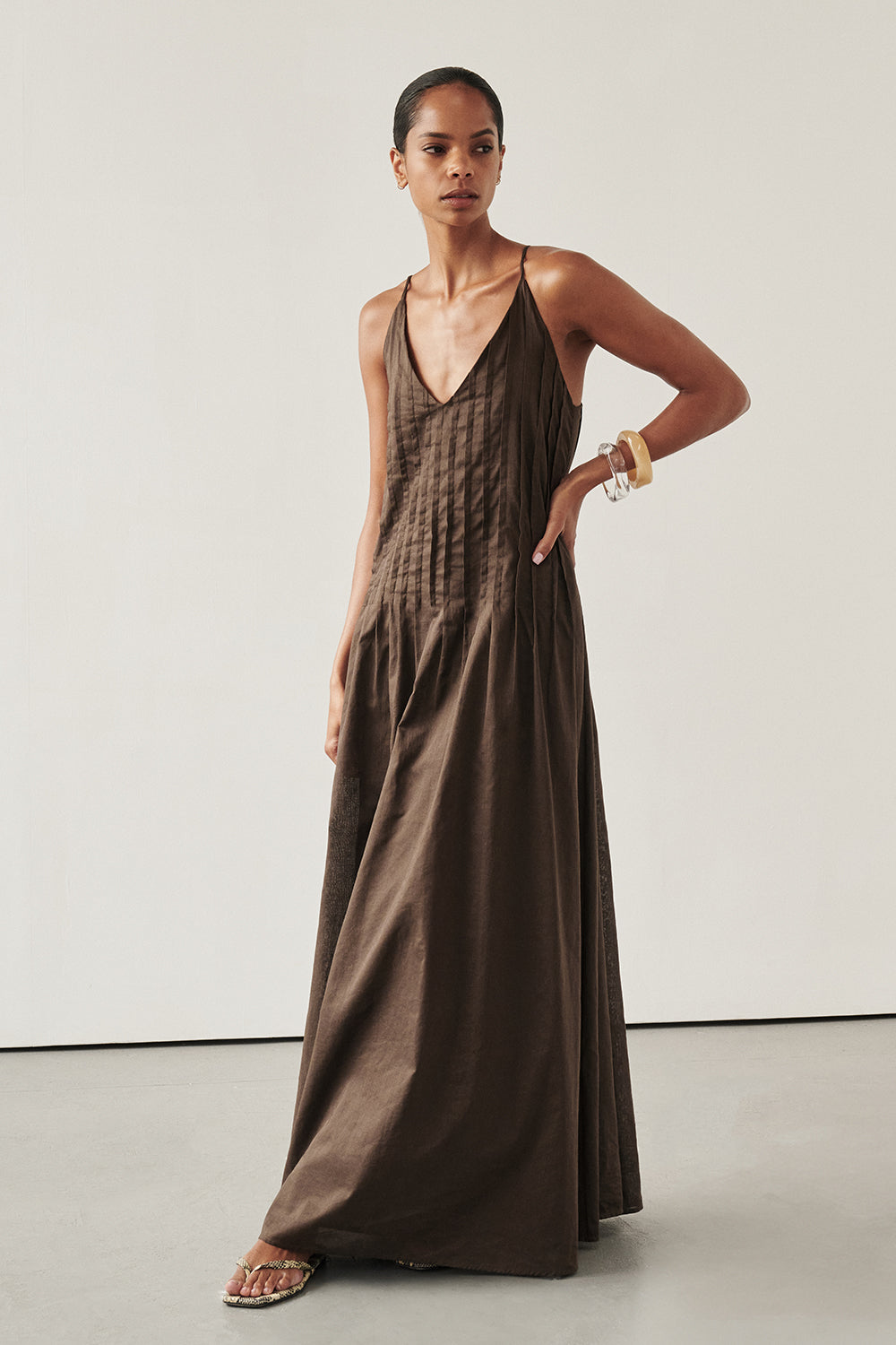 Tahlia Linen Blend Bitter Chocolate Midi Dress - Sleeveless V-Neck
