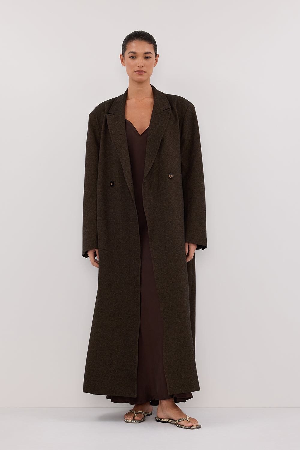 Bentley Oversized Wool Blend Trench Coat in Chocolate