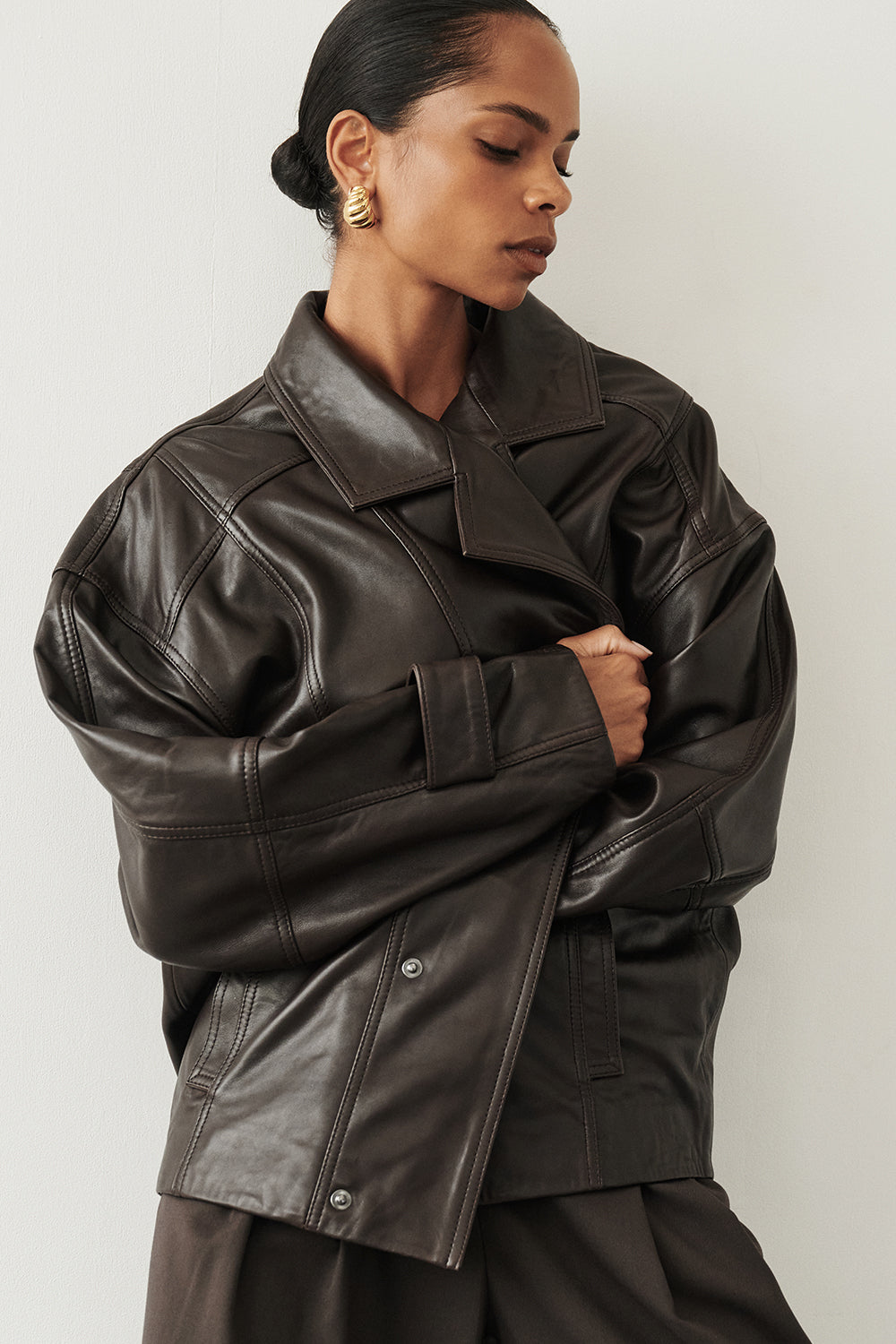 Margot Oversized Leather Jacket - Button Front & Side Pockets