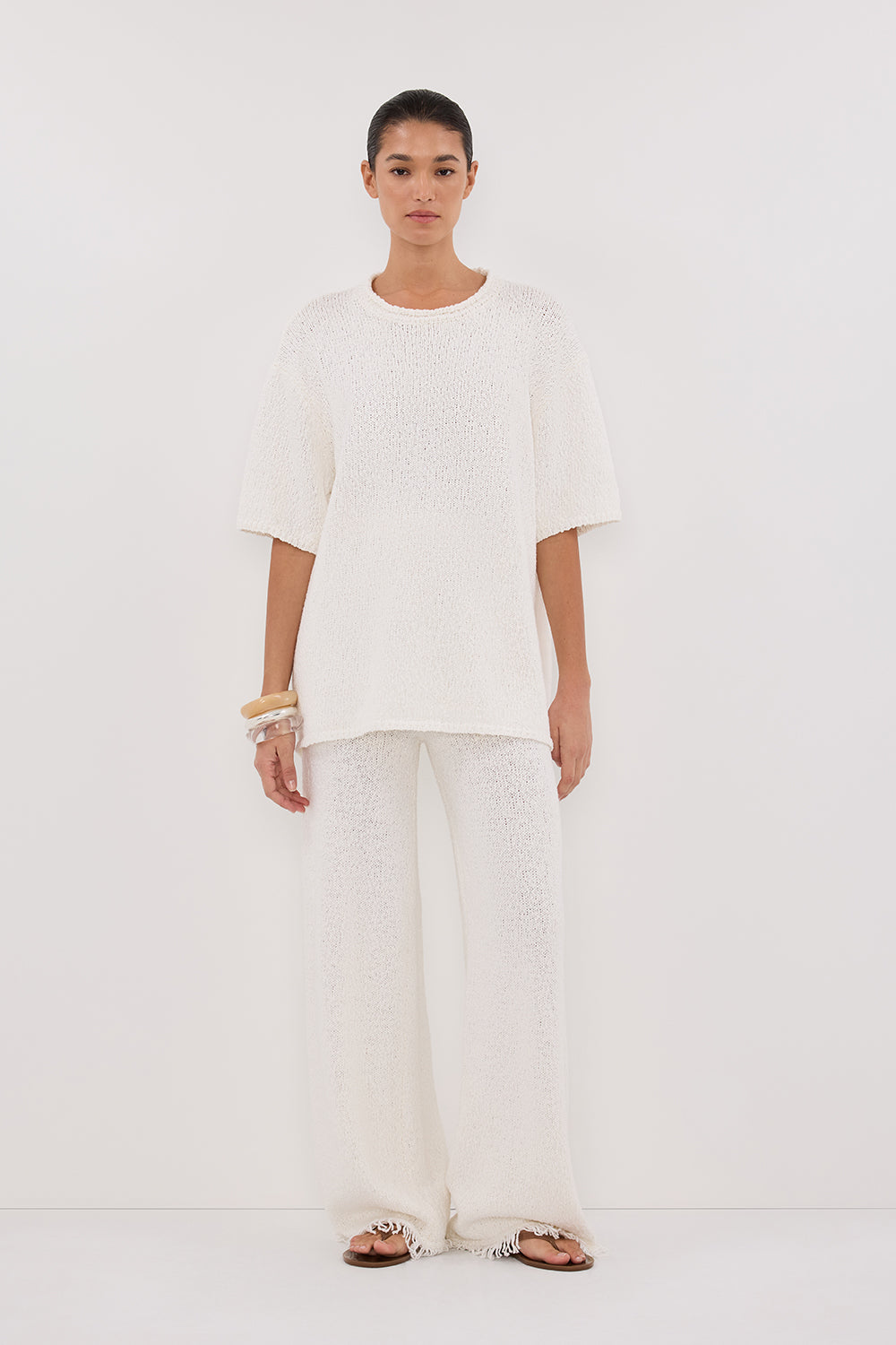 SUE Off White Oversized Knit Sweater - Long Sleeve Textured Tee