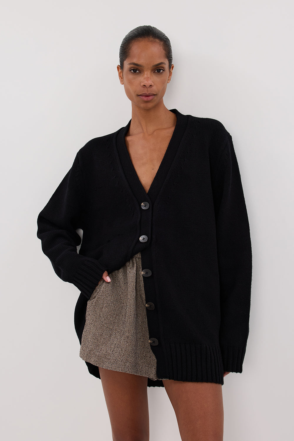 Zoe Black Longline Knit Cardigan with V Neck & Ribbed Cuffs