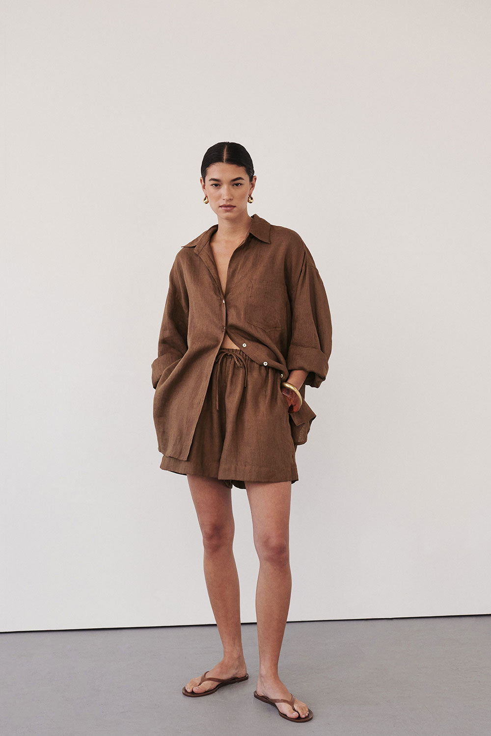 DISSH Lune Oversized Linen Shirt – Relaxed Fit with Front Pocket
