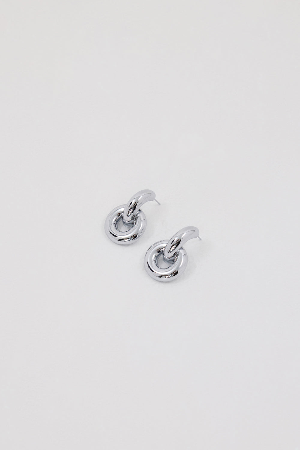 Anna Rossi Silver Loop Hoop Earrings – Lightweight Stud Design