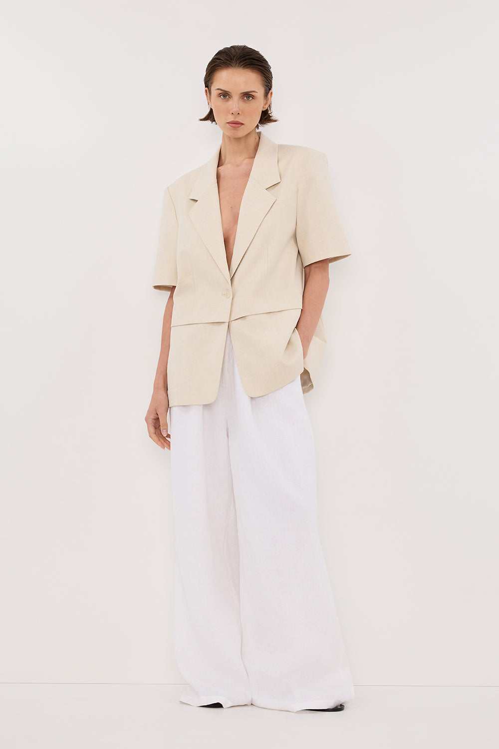 Rita Sand Boyfriend Fit Short Sleeve Blazer Jacket