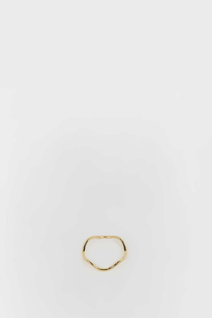 18k Gold Wave Ring for Valentine's Day - Slim Line Design
