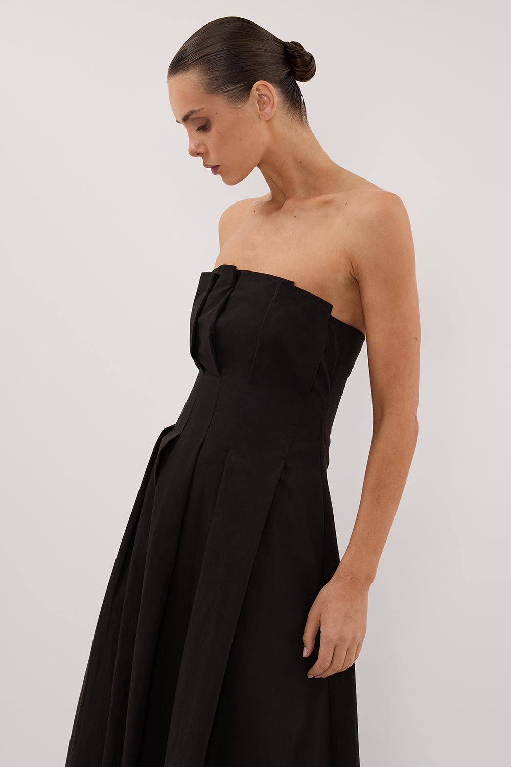 Lilly Strapless Black Cotton Midi Dress with Side Pockets