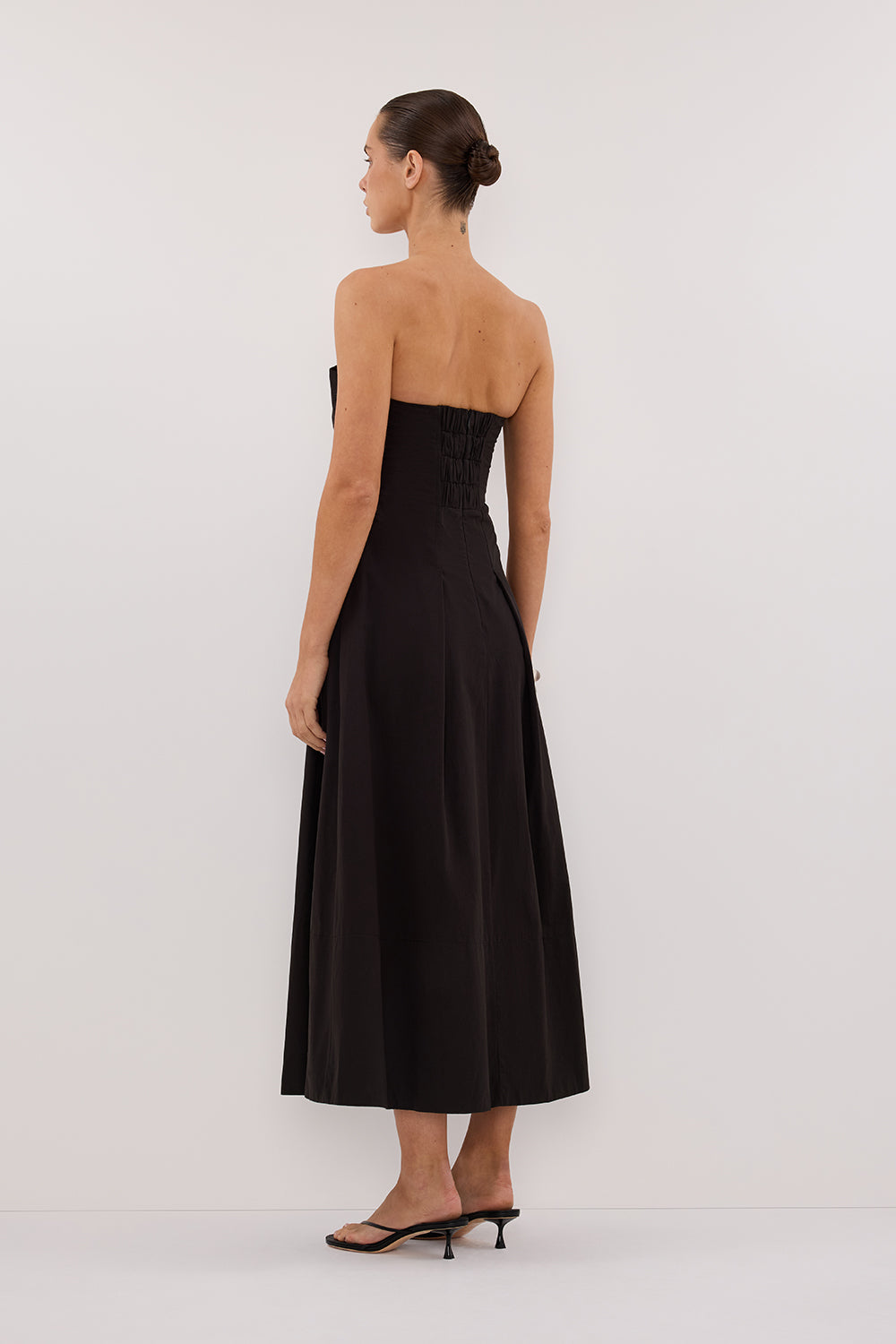 Lilly Strapless Black Cotton Midi Dress with Side Pockets